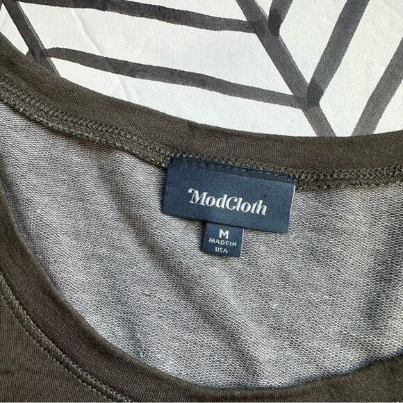 ModCloth Size M 3/4 Sleeve Scoop Neck Peplum Army Green Top - Picture 4 of 4